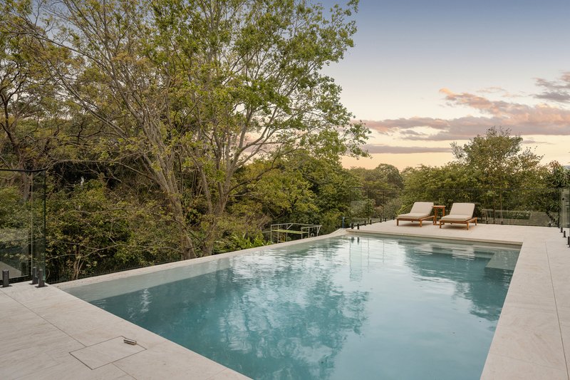 Photo - 18 Fifth Avenue, Bardon QLD 4065 - Image 3