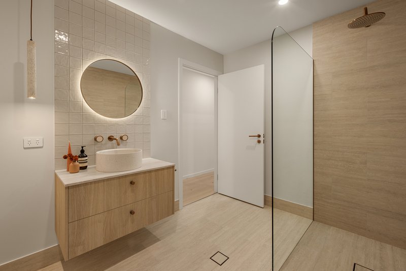 Photo - 18 Fifth Avenue, Bardon QLD 4065 - Image 22