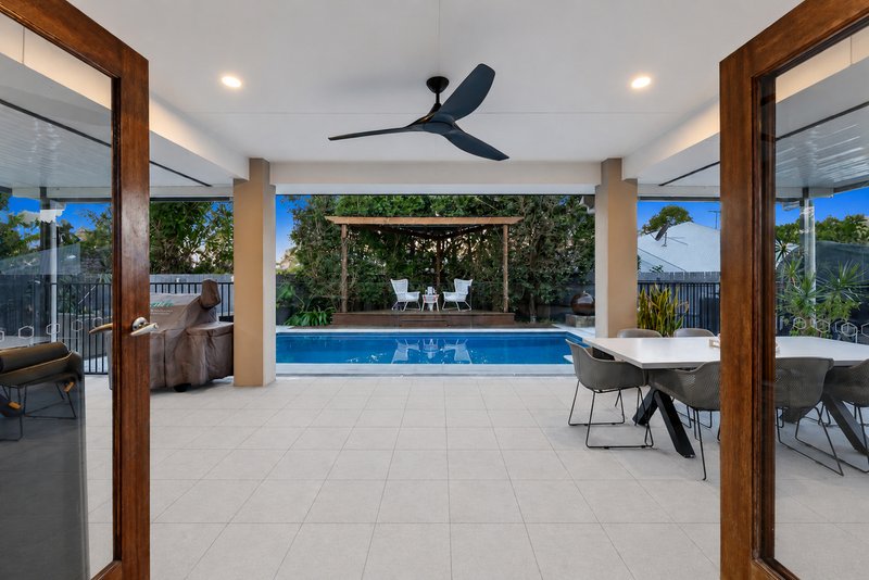 Photo - 18 First Street, North Lakes QLD 4509 - Image 2