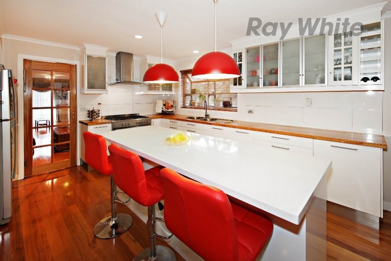 Photo - 18 Fleming Avenue, Seabrook VIC 3028 - Image 7