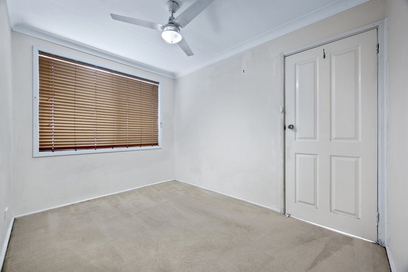 Photo - 18 Fletcher Street, Minto NSW 2566 - Image 6