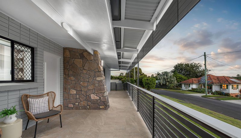 Photo - 18 Fontayne Street, Aspley QLD 4034 - Image 1