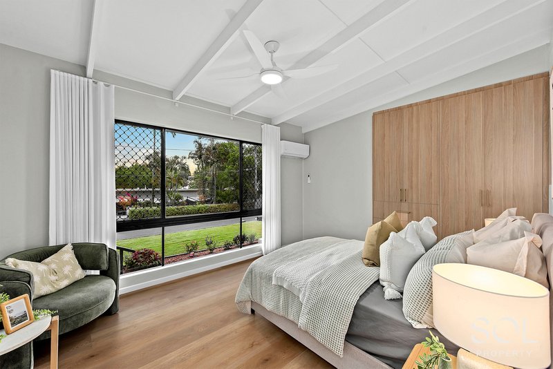 Photo - 18 Fontayne Street, Aspley QLD 4034 - Image 12