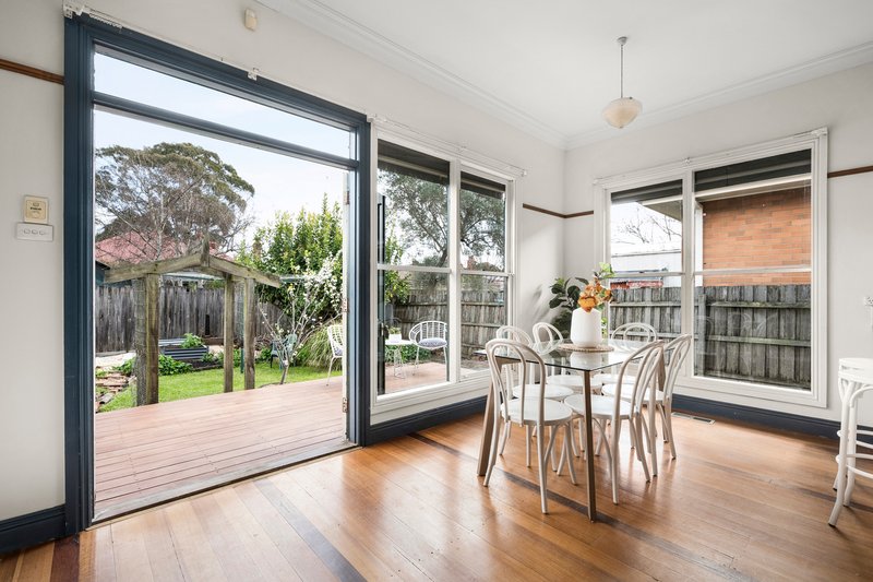 Photo - 18 Fourth Avenue, Brunswick VIC 3056 - Image 11