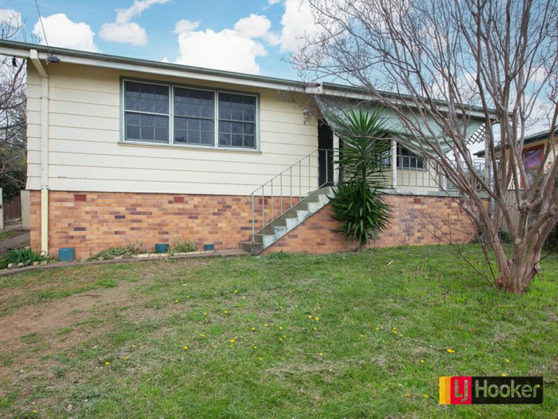 18 Fraser Crescent, Tamworth NSW 2340