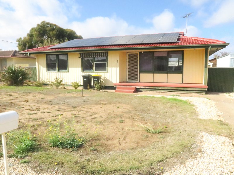 Photo - 18 Gail Crescent, Murray Bridge SA 5253 - Image 1