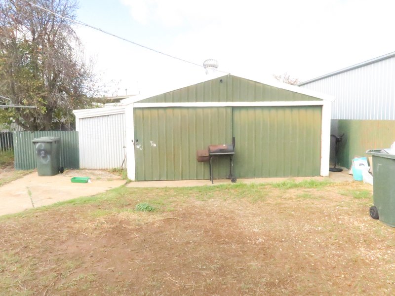 Photo - 18 Gail Crescent, Murray Bridge SA 5253 - Image 3