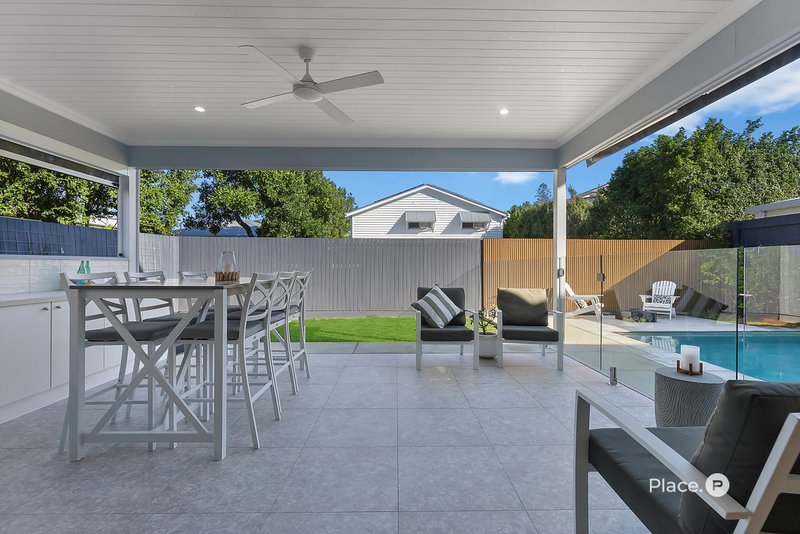 Photo - 18 Gail Street, Kedron QLD 4031 - Image 7