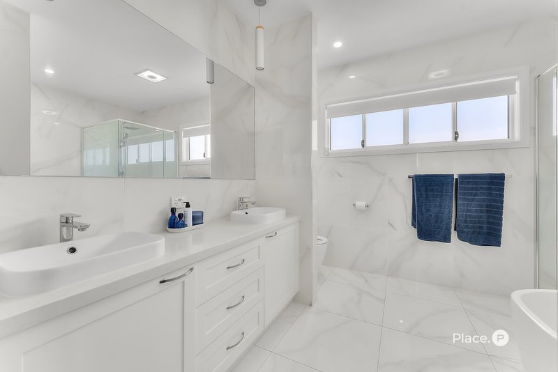 Photo - 18 Gail Street, Kedron QLD 4031 - Image 16