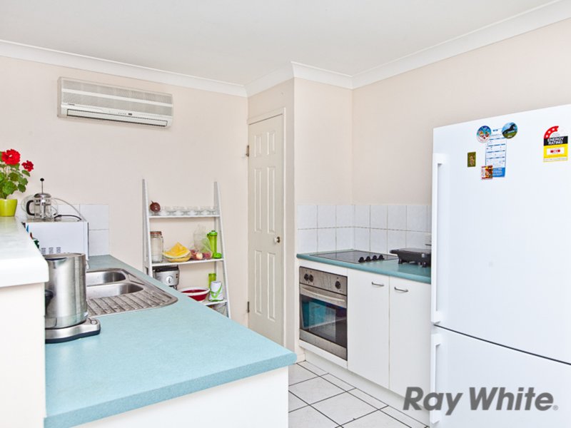 Photo - 18 Garney Street, Redcliffe QLD 4020 - Image 4