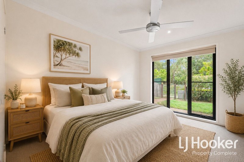 Photo - 18 Garragull Drive, Yarrabilba QLD 4207 - Image 13