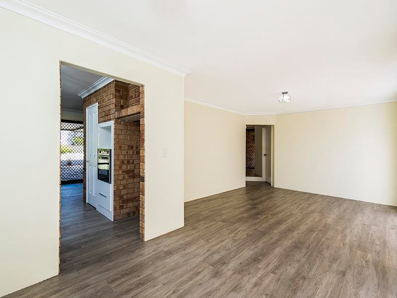 Photo - 18 Garrong Close, Edgewater WA 6027 - Image 2