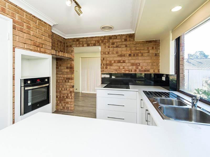 Photo - 18 Garrong Close, Edgewater WA 6027 - Image 6