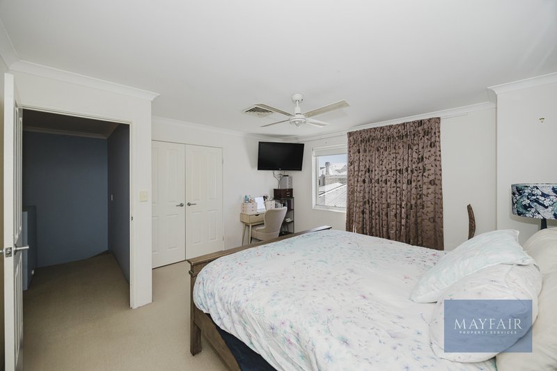 Photo - 18 Gaudi Way, Clarkson WA 6030 - Image 7