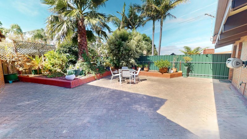 Photo - 18 Gaylard Crescent, Redwood Park SA 5097 - Image 32