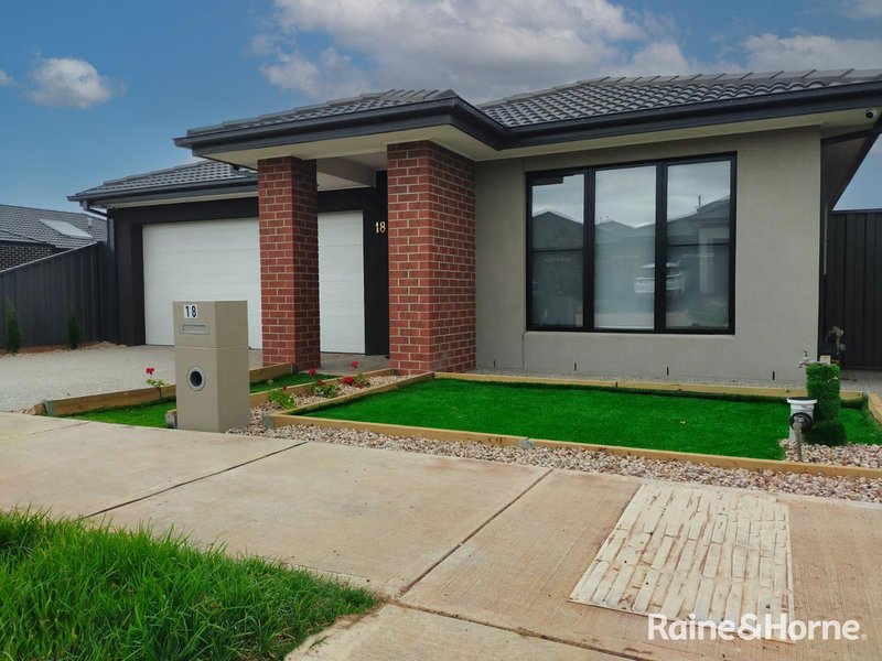Photo - 18 Gelantipy Drive, Truganina VIC 3029 - Image 1