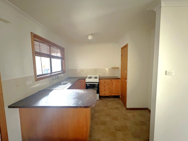 Photo - 18 Georgina Avenue, Gorokan NSW 2263 - Image 6