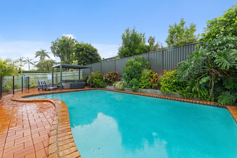 Photo - 18 Gertrude Mcleod Crescent, Middle Park QLD 4074 - Image 16