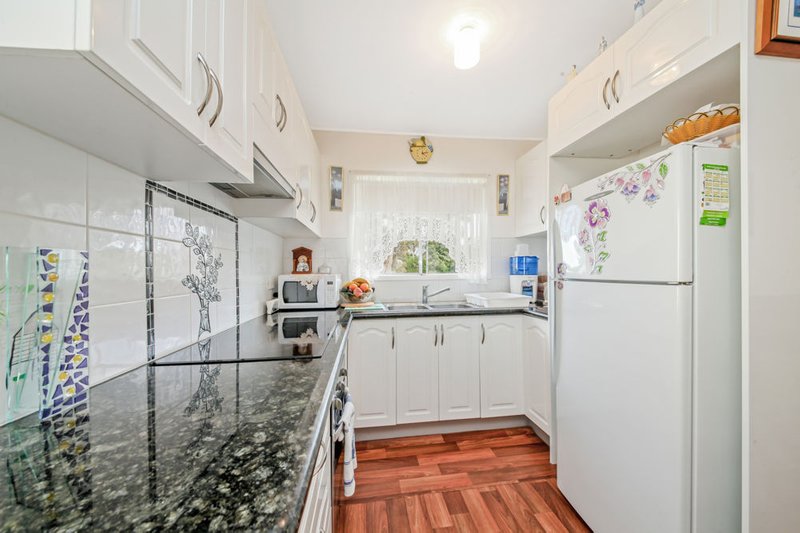 Photo - 18 Gertrude Street, Redcliffe QLD 4020 - Image 6