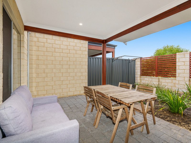 Photo - 18 Gerygone Loop, East Cannington WA 6107 - Image 21