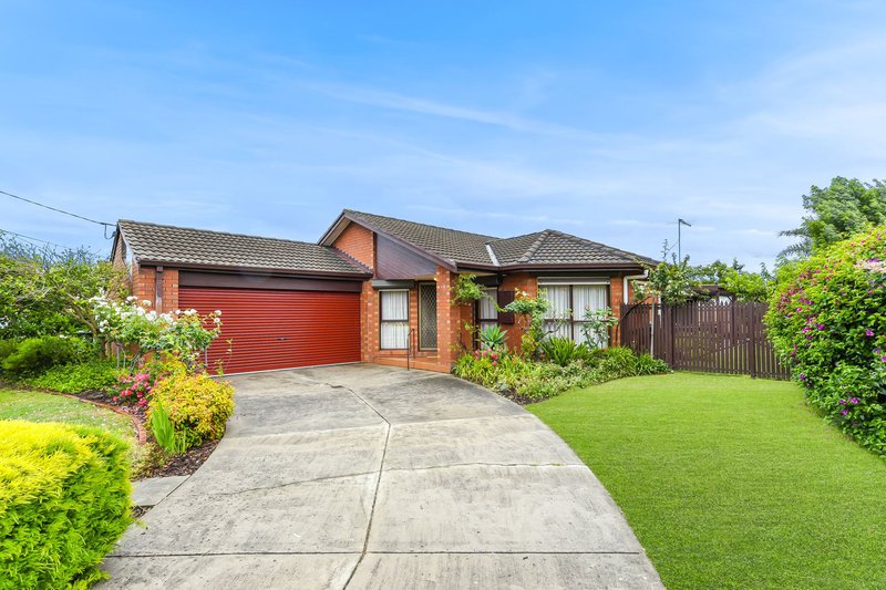 Photo - 18 Ghiran Close, Aspendale Gardens VIC 3195 - Image 2