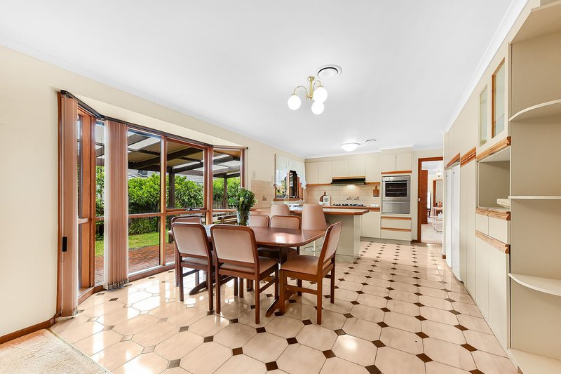 Photo - 18 Ghiran Close, Aspendale Gardens VIC 3195 - Image 11