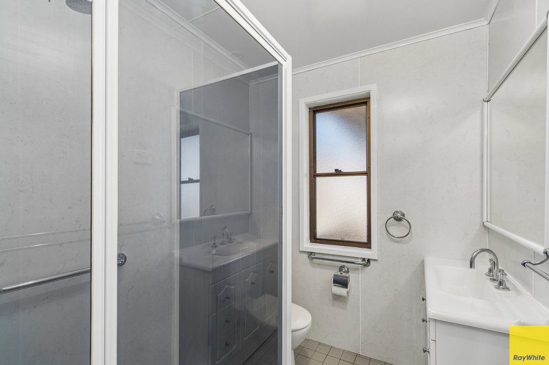 Photo - 18 Gilba Road, Koonawarra NSW 2530 - Image 8