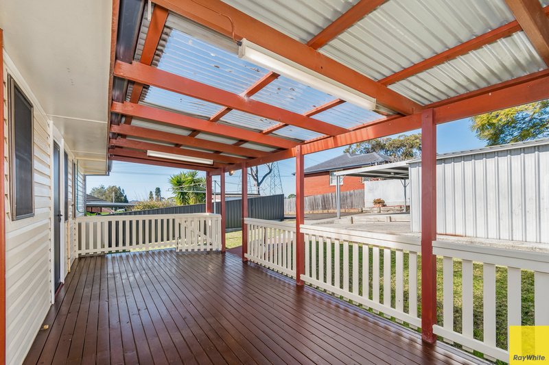 Photo - 18 Gilba Road, Koonawarra NSW 2530 - Image 9