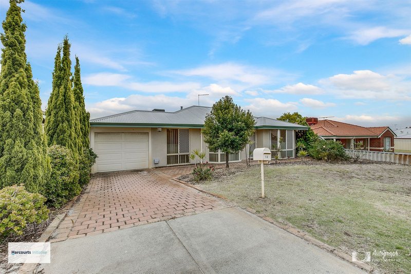 18 Gilroyd Loop, Ballajura WA 6066