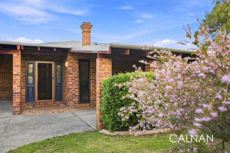 Photo - 18 Gladstone Road, Leeming WA 6149 - Image 2
