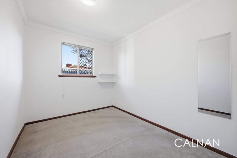 Photo - 18 Gladstone Road, Leeming WA 6149 - Image 26