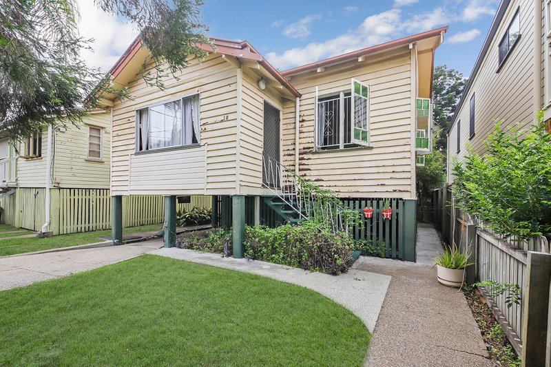 18 Gladstone Street, Coorparoo QLD 4151