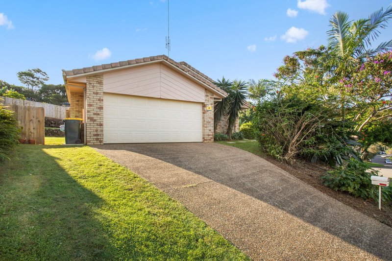 Photo - 18 Glen Ayr Drive, Banora Point NSW 2486 - Image 10