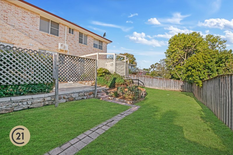 Photo - 18 Glen Helen Grove, Dural NSW 2158 - Image 12