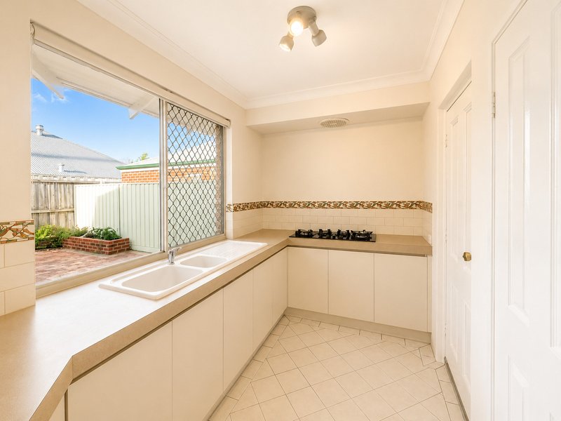 Photo - 18 Gloucester Street, Victoria Park WA 6100 - Image 4