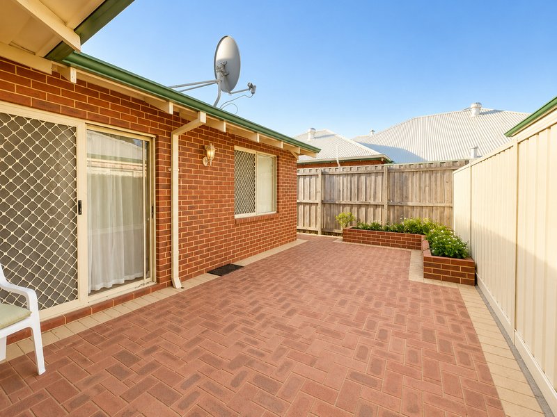Photo - 18 Gloucester Street, Victoria Park WA 6100 - Image 14