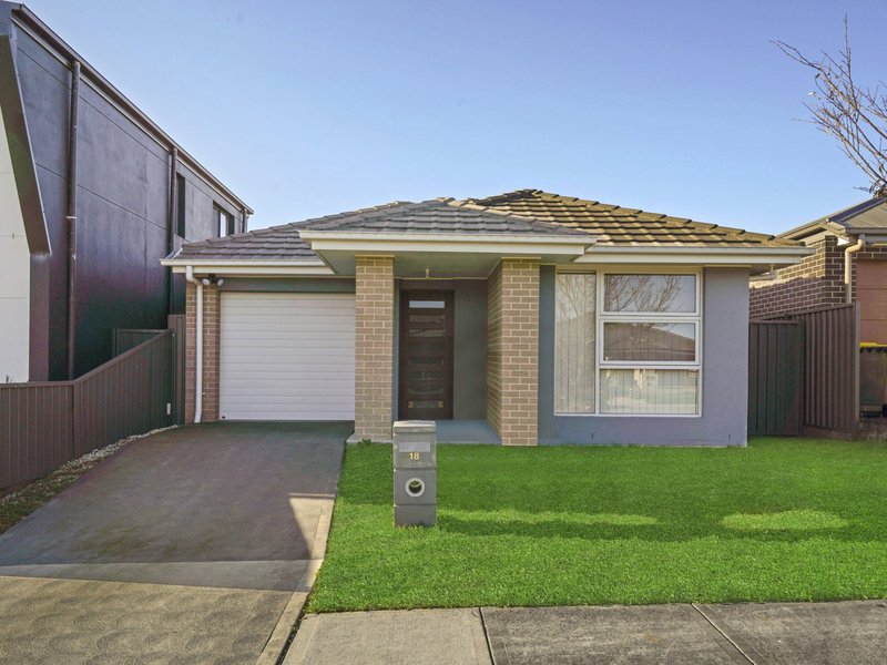 18 Glycine Street, Denham Court NSW 2565