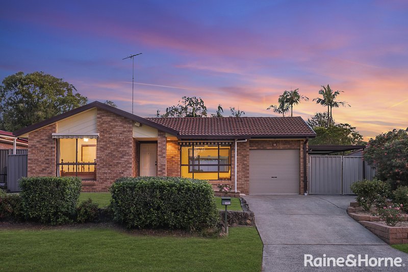 18 Goddard Crescent, Quakers Hill NSW 2763