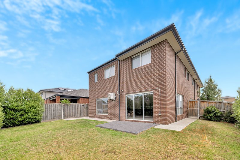 Photo - 18 Golden Banksia Drive, Officer VIC 3809 - Image 17