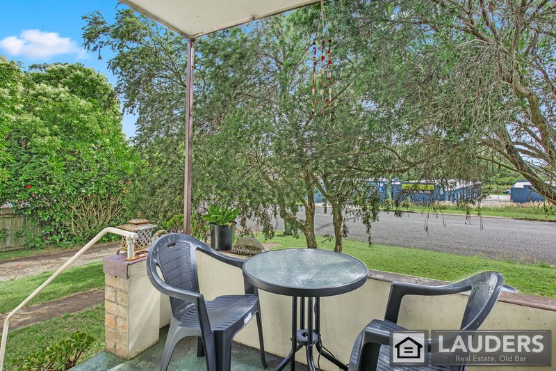 Photo - 18 Golf Avenue, Taree NSW 2430 - Image 11