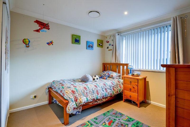 Photo - 18 Goodenia Road, Mount Annan NSW 2567 - Image 4