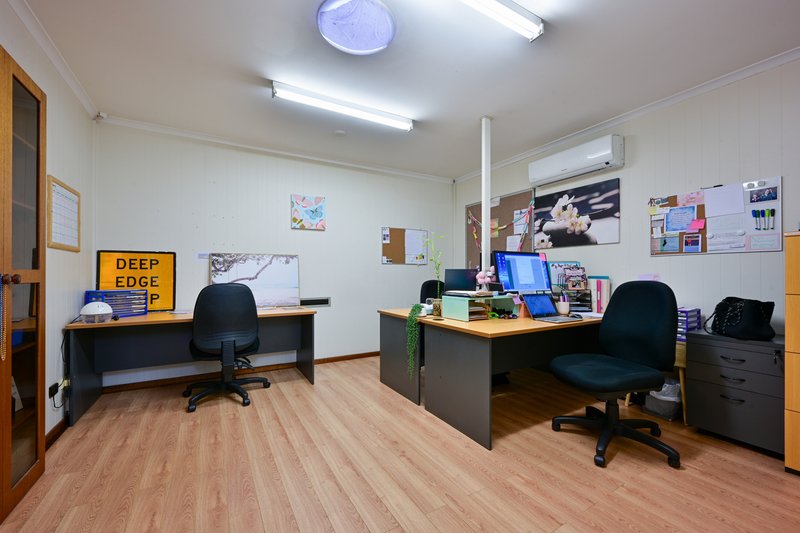 Photo - 18 Gowrie Avenue, Whyalla Playford SA 5600 - Image 8