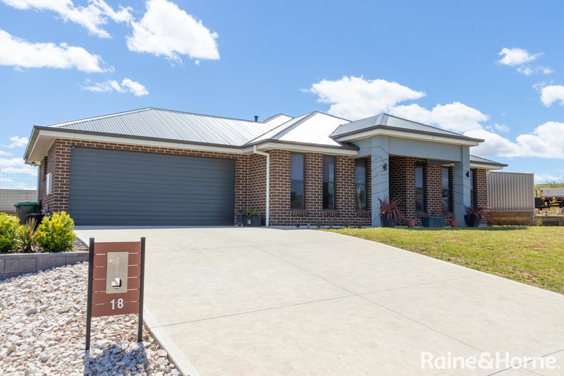 18 Granite Rise, Kelso NSW 2795