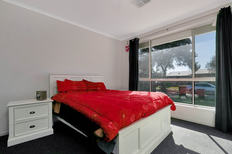 Photo - 18 Grant Street, Elizabeth Park SA 5113 - Image 4