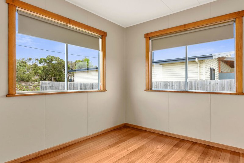 Photo - 18 Grebe Street, Primrose Sands TAS 7173 - Image 8