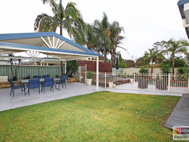 Photo - 18 Greenbank Drive, Werrington Downs NSW 2747 - Image 8