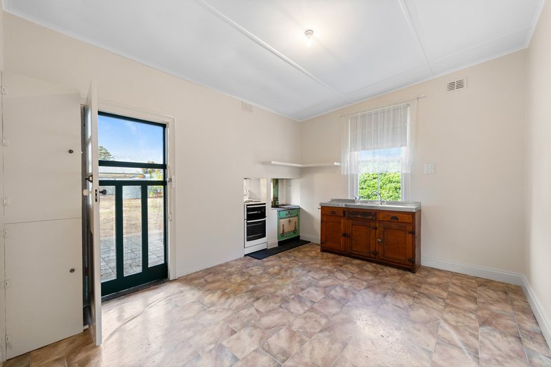 Photo - 18 Greenock Road, Nuriootpa SA 5355 - Image 11