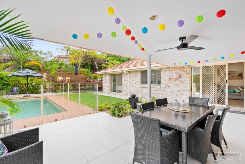 Photo - 18 Greensborough Crescent, Parkwood QLD 4214 - Image 12