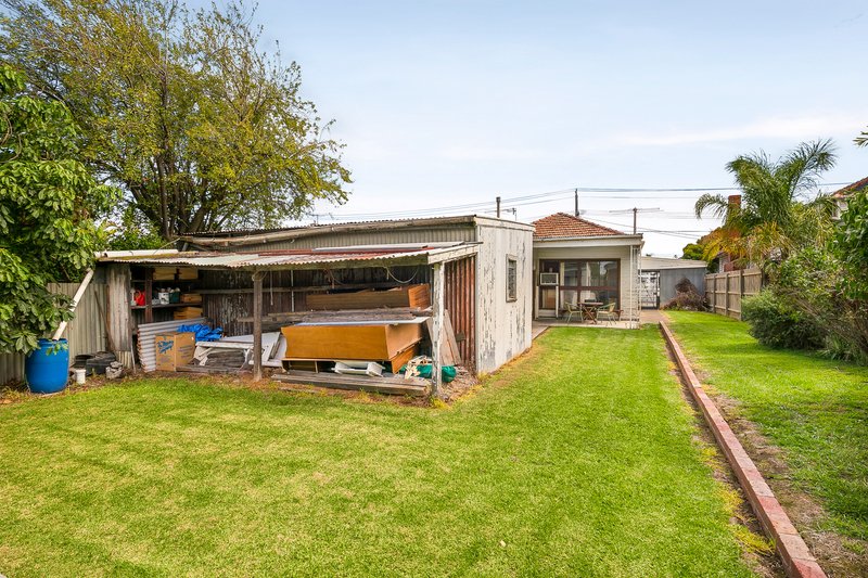 Photo - 18 Greenwood Street, Pascoe Vale South VIC 3044 - Image 10