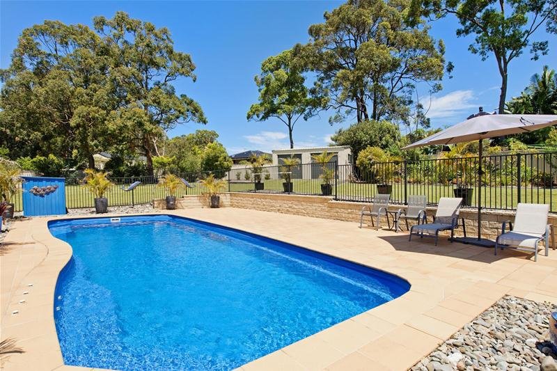 18 Grenadines Way, Bonny Hills NSW 2445